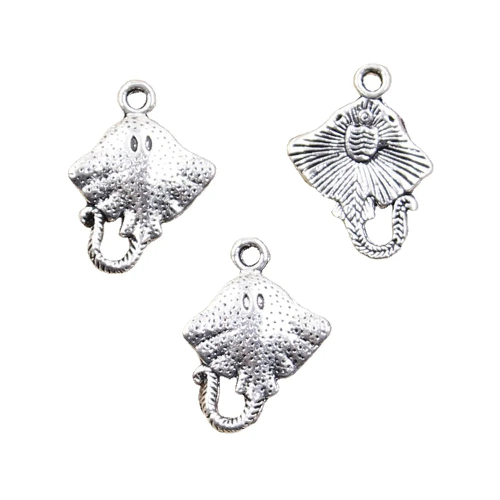 Charms stingray Fish 21x13mm Handmade Making FitVintage Tibetan Silver Color PendantsDIY for Bracelet Necklace
