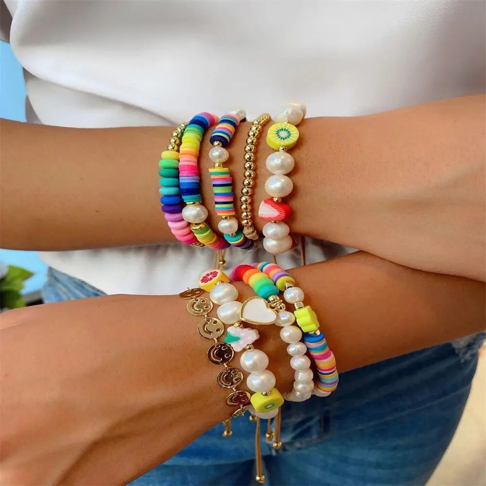 Jingcan Crystal Bohemian Women Summer Clay Bead Bracelet with Charm Fashion Pearls and Gold Bead Bracelet