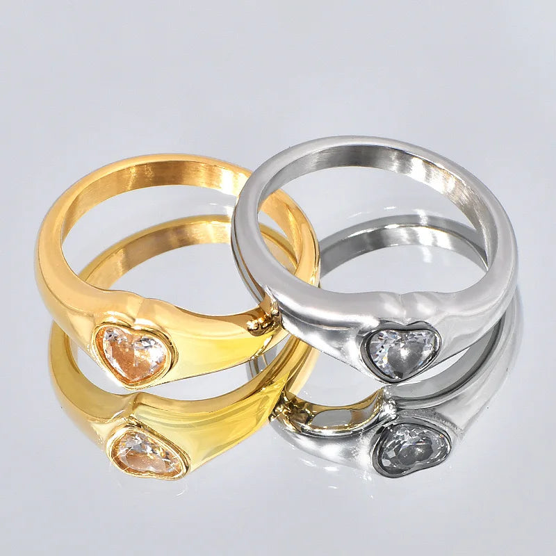 Wholesale Fashionable Minimalist Jewelry Anniversary Gift Gold Plated Stainless Steel Heart Zircon Ring