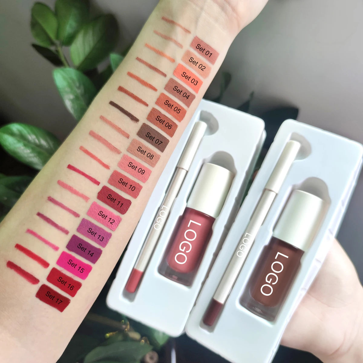 Wholesale Vegan Long Lasting Hot Selling Vegan Cruelty Free No Moq Makeup Soft Shiny Lipgloss and Liner Set