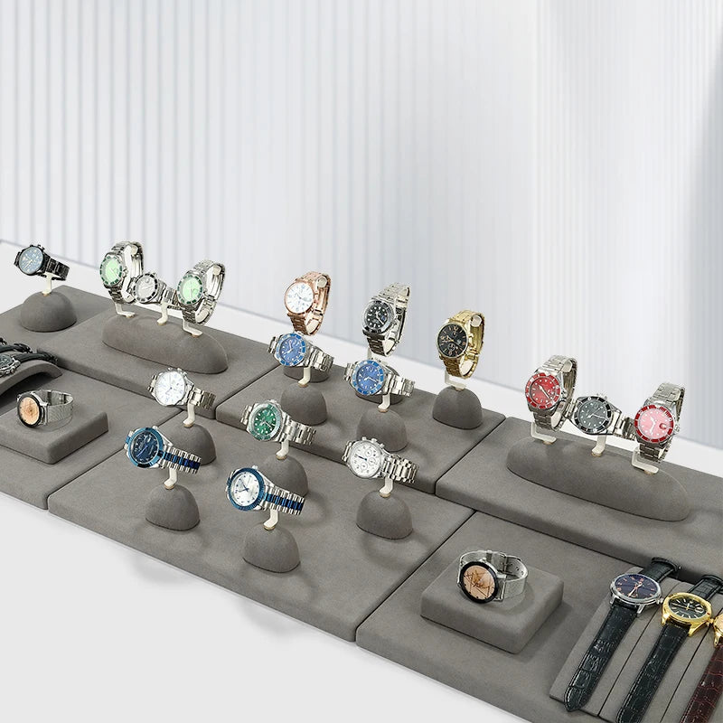 DIGU Microfiber Custom Luxury Watch Stands Holder Watch Display Set for Window Display
