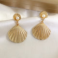 New Arrive 14K Gold Pearl Stud Earrings Fan Shape Texture Shell Drop Earring Women Jewelry