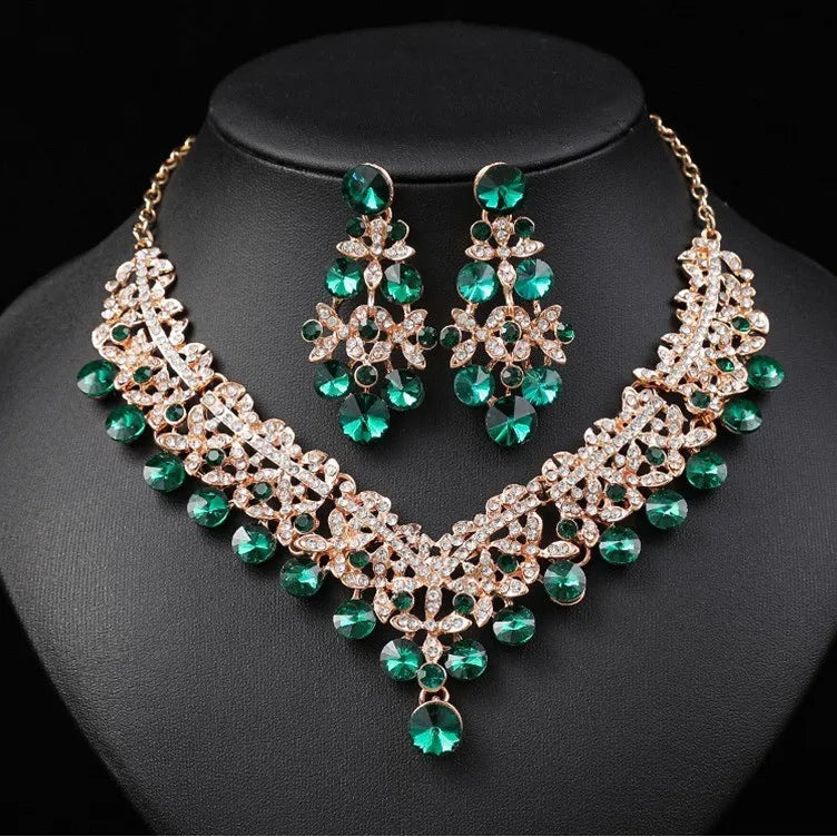 Women's Luxury Dubai Crystal Wedding Bridal Set Gold Plated CLASSIC Water Drop Pendant Custom Floral Alloy Fashionable African