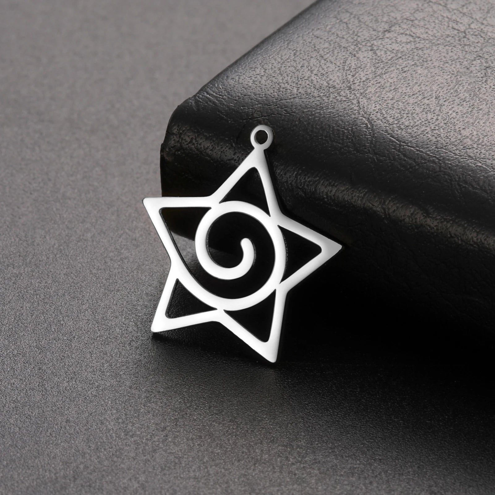 Stainless Steel Hollow Out Star Charm Gold Plated Star Pendant Accessories Charm Jewelry for Necklace Bracelet