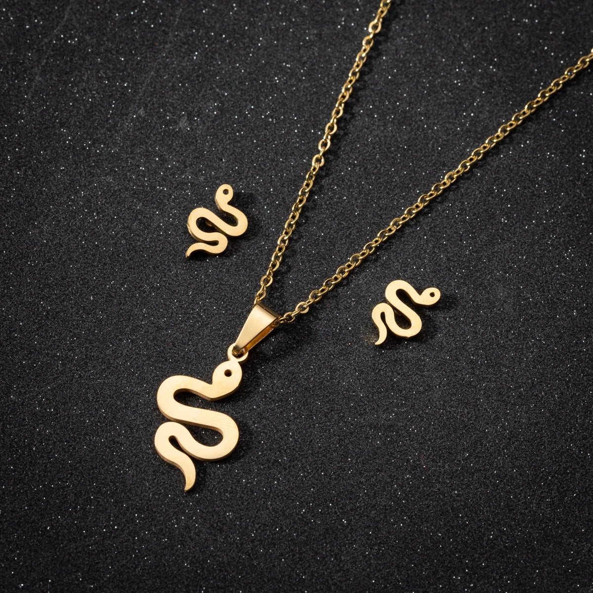 Creative New Curved Snake Pendant Necklace 18K Gold Plated Stainless Steel Animal Stud Earring 2 Pieces Jewelry Set