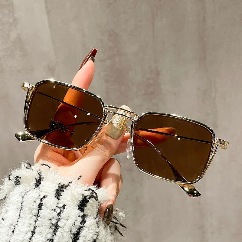 2025 Fashion Sunglasses Women Sunshade Anti Ultraviolet Sun Glasses Retro Double Beam Metal Square Frame Designer Sunglasses