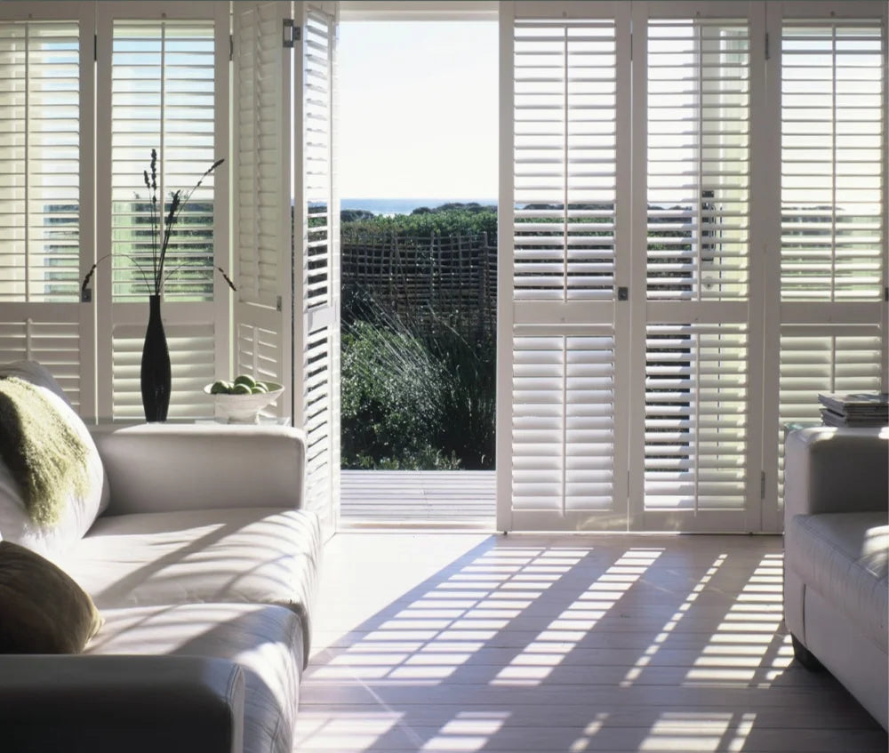 AS2047 TOMA Modern British Design Basswood Horizontal PVC Plantation Shutters Direct From China for Apartment Use MegaBDM