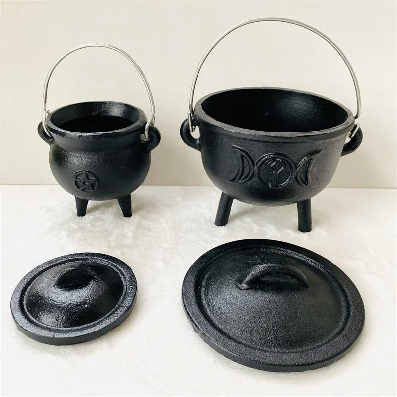 Wholesale resin material tripod ornaments for home decoration