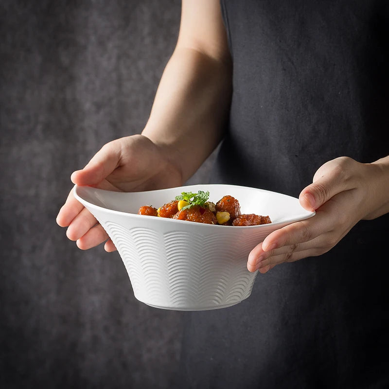 Wholesale Nordic Ceramic Soup Bowls Disposable White Ramen Noodle Fruit Salad Mixing Bowls Microwave Safe Hotel Parties