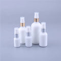 New Cosmetics White Color Glass Spray Bottle 10ml 20ml 30ml 50ml 100ml Perfume Packing Bottle with Silver Gold Sprayer