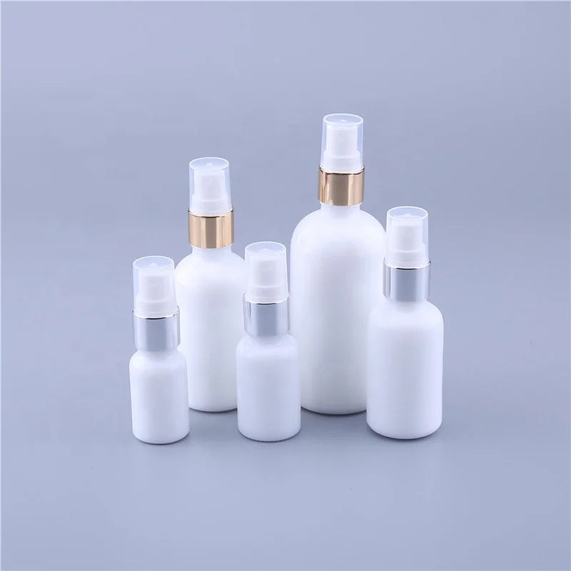 New Cosmetics White Color Glass Spray Bottle 10ml 20ml 30ml 50ml 100ml Perfume Packing Bottle with Silver Gold Sprayer