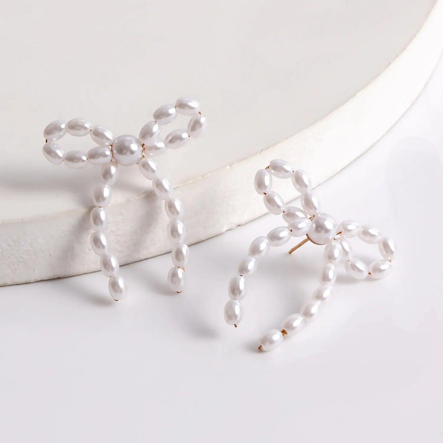 Cute Pearl Drop Earrings White Bow Knot Stud Earrings Pearl Bow Earrings for Women Gifts
