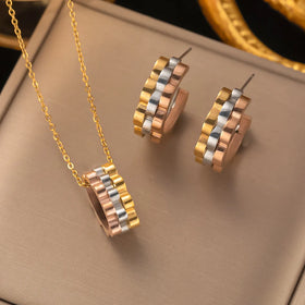 Nabest Stainless Steel Women Geometric Wave Pendant Necklace Cc Earring Jewelry Set Waterproof 18K Gold Plated Jewelry
