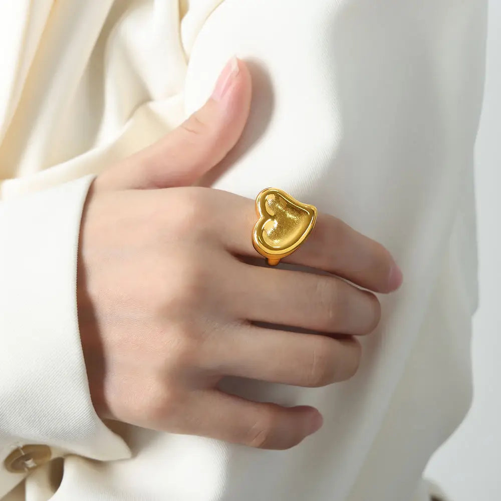 Trendy Fashion Jewelry Waterproof Hammered Heart Concave Style Chunky Irregular High-End 18K Stainless Steel Fine Jewelry Rings