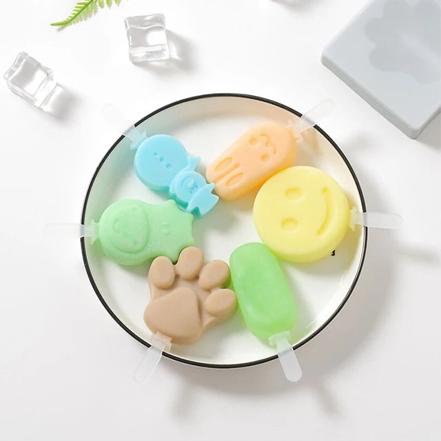 Hot Sale Eco-Friendly Cute Design Cartoon DIY Trays Ice Cube Popsicle Cream Silicone Ice Pop Maker Molds Homemade Ice Cream