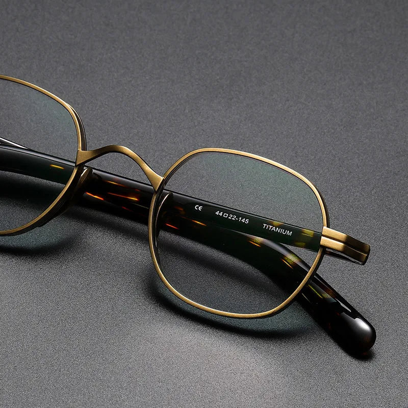 2023 Fashion Men's Eyeglasses Frames Pure Titanium Glasses Frame for Men Women Optical Prescription Myopia Eye Glasses CS132