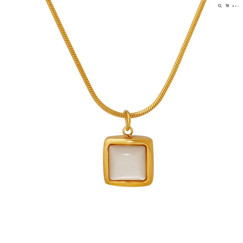 Fashion French Ins Style Square White Seashell Pendant Necklace Waterproof Titanium Steel Necklace Jewelry Party Gift