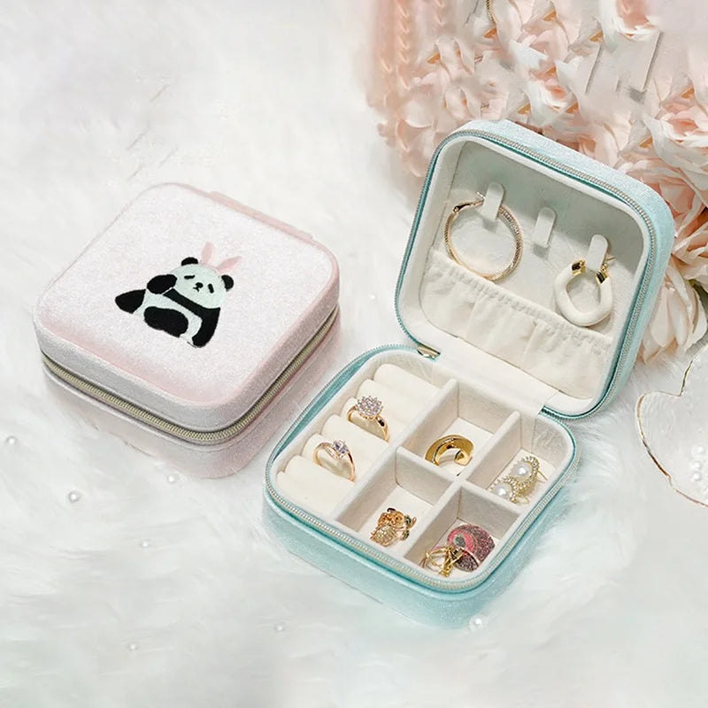 Travel Square Flannel Velvet Jewelry Storage Case Necklace Organizer Ring Gift Box with Embroidery