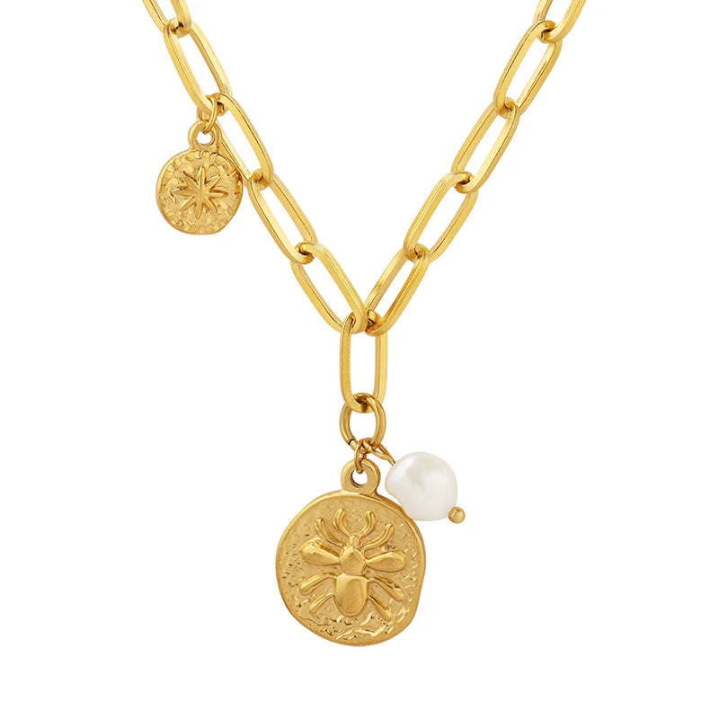 Antique Stainless Steel Relief Freshwater Pearl Insect Pendant Necklace Brand Gold Plated Trendy for Parties and Weddings