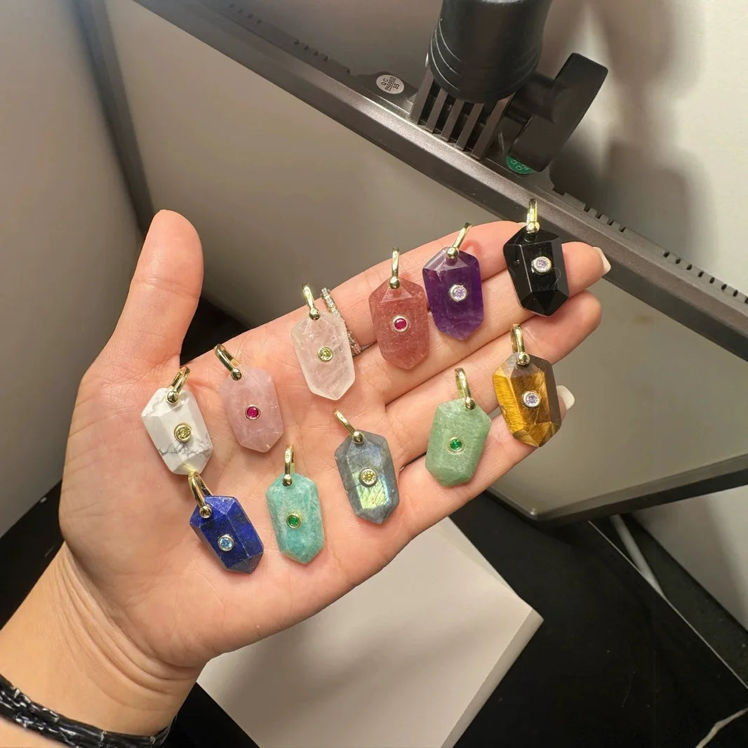 Natural Rose Quartz Green Aventurine White Quartz Strawberry Quartz Stone Heart-Shaped Zircon Pendant for Fine Pendants Charms