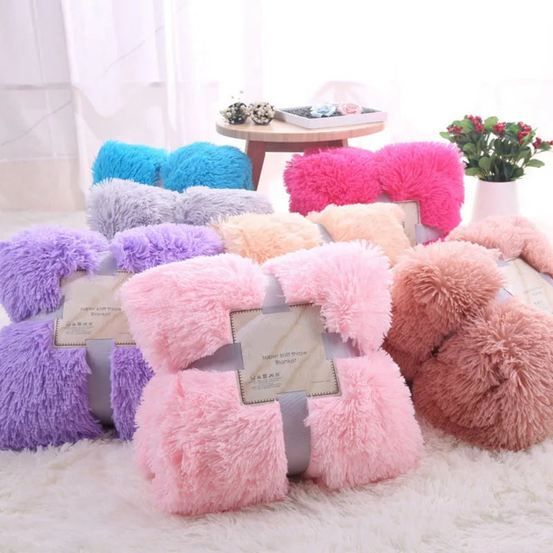 Custom Luxury Faux Fur Double Sided Throw Blanket Long Hair Shaggy Fleece Super Soft White PV Plush Blanket for Winter King Size