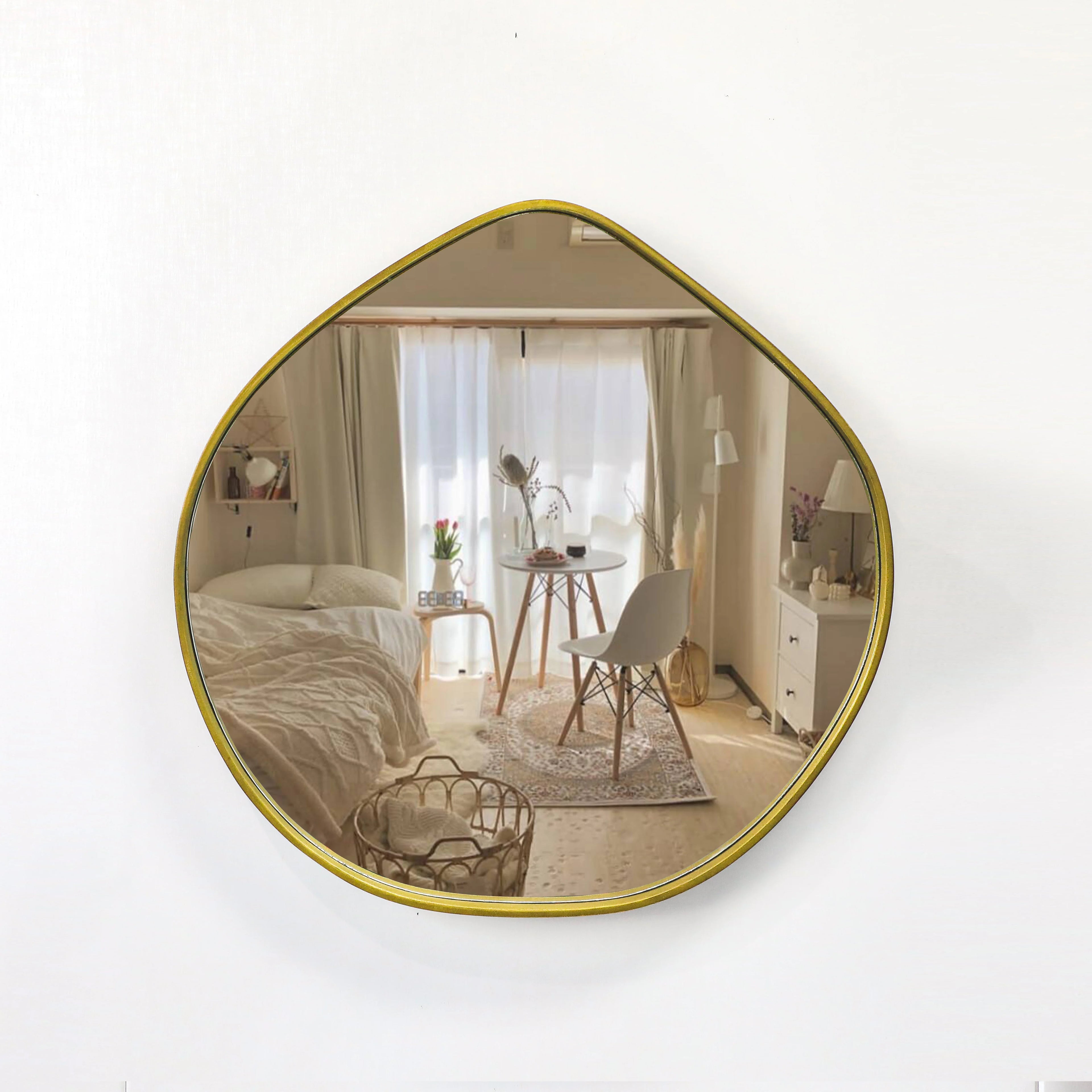 58*58cm Creative Modeling Design Modern Scallop Shaped Bathroom Wall Mirrors Novel Decorative Wall Mirror for Living Room