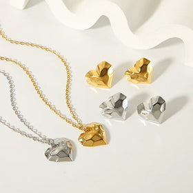 Fashion Stainless Steel Heart Shape Necklace and Earrings Jewelry Set Wholesale Anti Tarnish Fine Jewelry Set