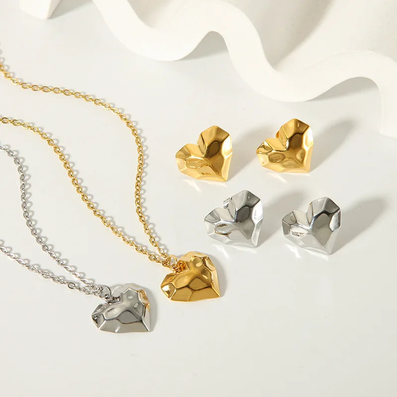 Fashion Stainless Steel Heart Shape Necklace and Earrings Jewelry Set Wholesale Anti Tarnish Fine Jewelry Set
