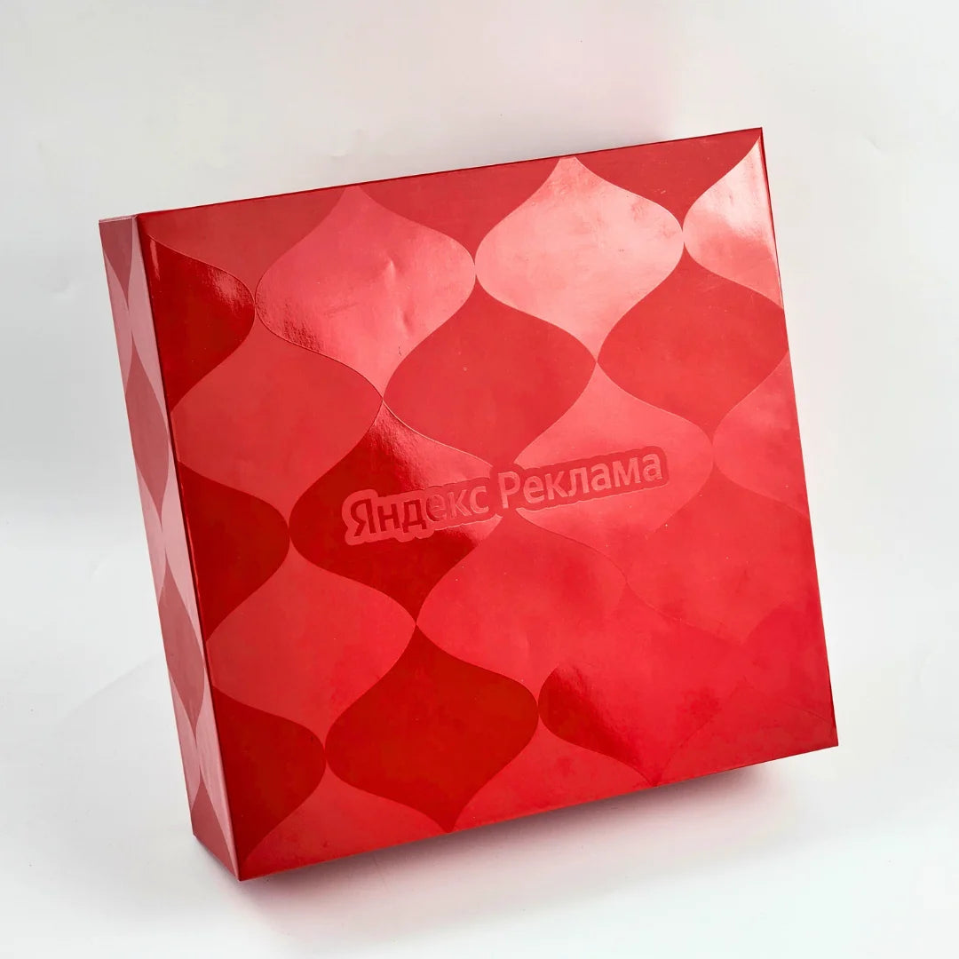 Custom Luxury Spot UV and Transparent Foil Logo Printing Red Gift Paper Box Packaging with Lid and Foam Insert