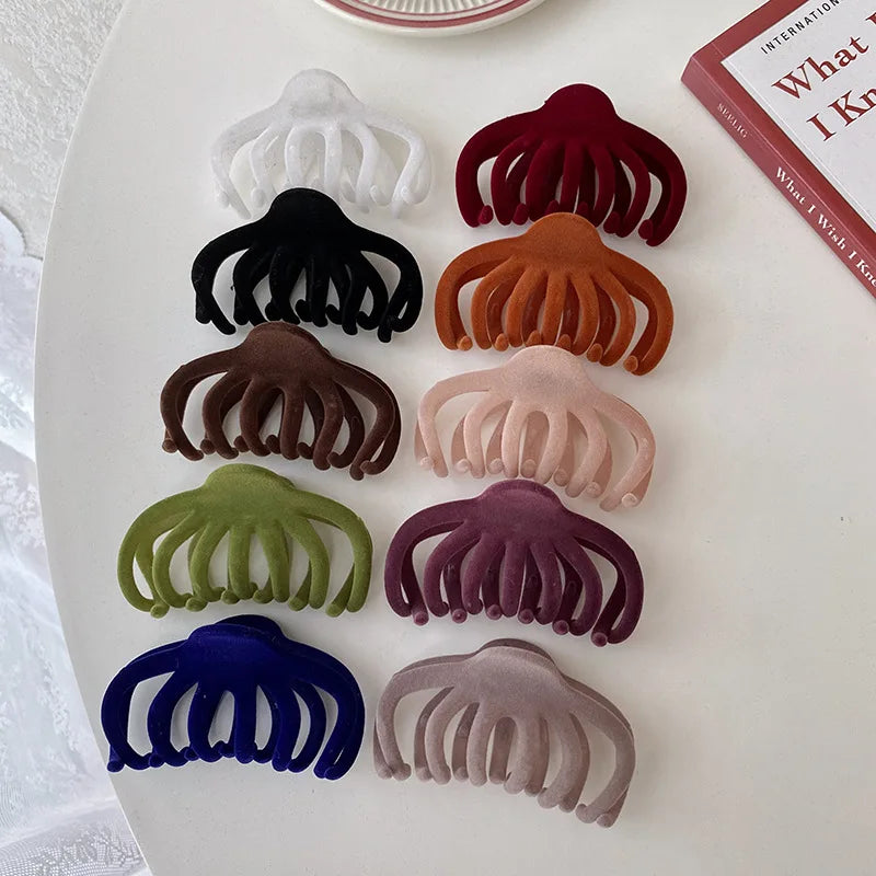 Hair Claw Clip Hair Accessories Women Claw Clips Hair Ponytail Designer Big Plastic Wholesale Flocking Matte Korean Bulk 8.5cm