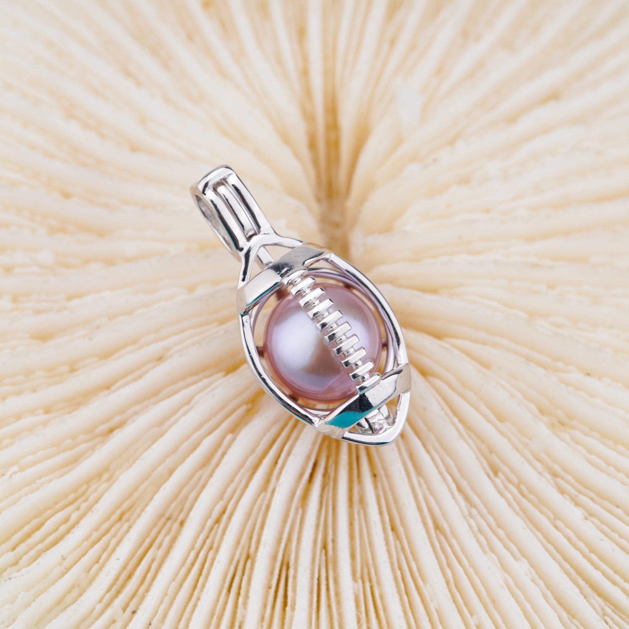 C030083 Sterling Silver Freshwater Pearl Cage Pendant Necklace Jewelry Locket for Pearl Party