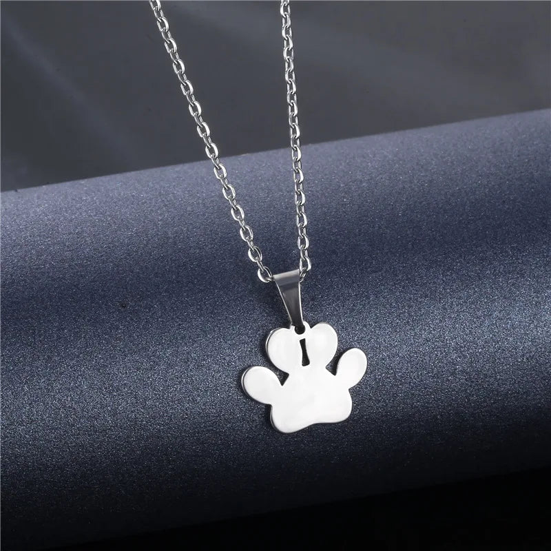 New Cute Dog Paw Stainless Steel Necklace Fashionable and Simple Dog Paw Pendant Clavicle Necklace Jewelry Wholesale