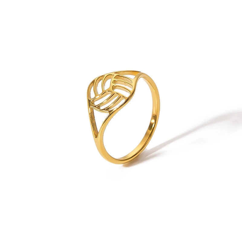 Competitive Stainless Steel 18K PVD Plating Big Circle Rings Non Tarnish Jewelry for Women