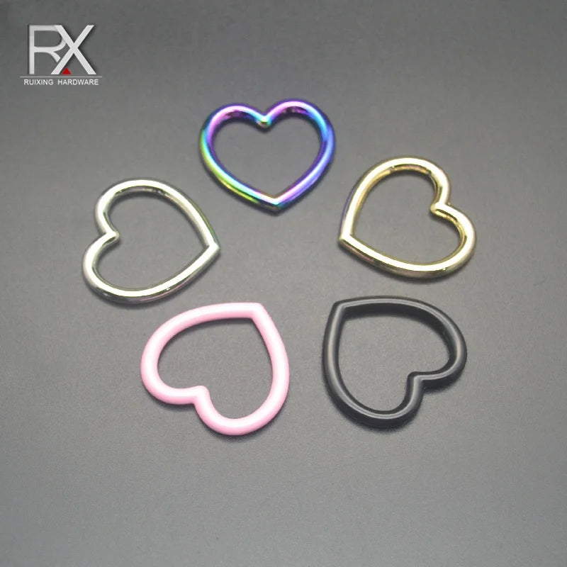 Guangzhou Zinc Alloy rainbow Heart-shape Belt Buckle Heart Buckle for Garment Handbag Accessories Heart-shaped Ring Buckle