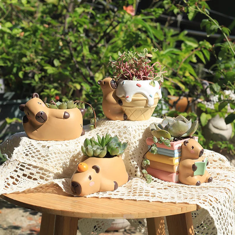 P161 Cute Capybara Cartoon Resin Flower Pot Outdoor Garden Courtyard Decoration Succulent Plant Flower Pot Decoration