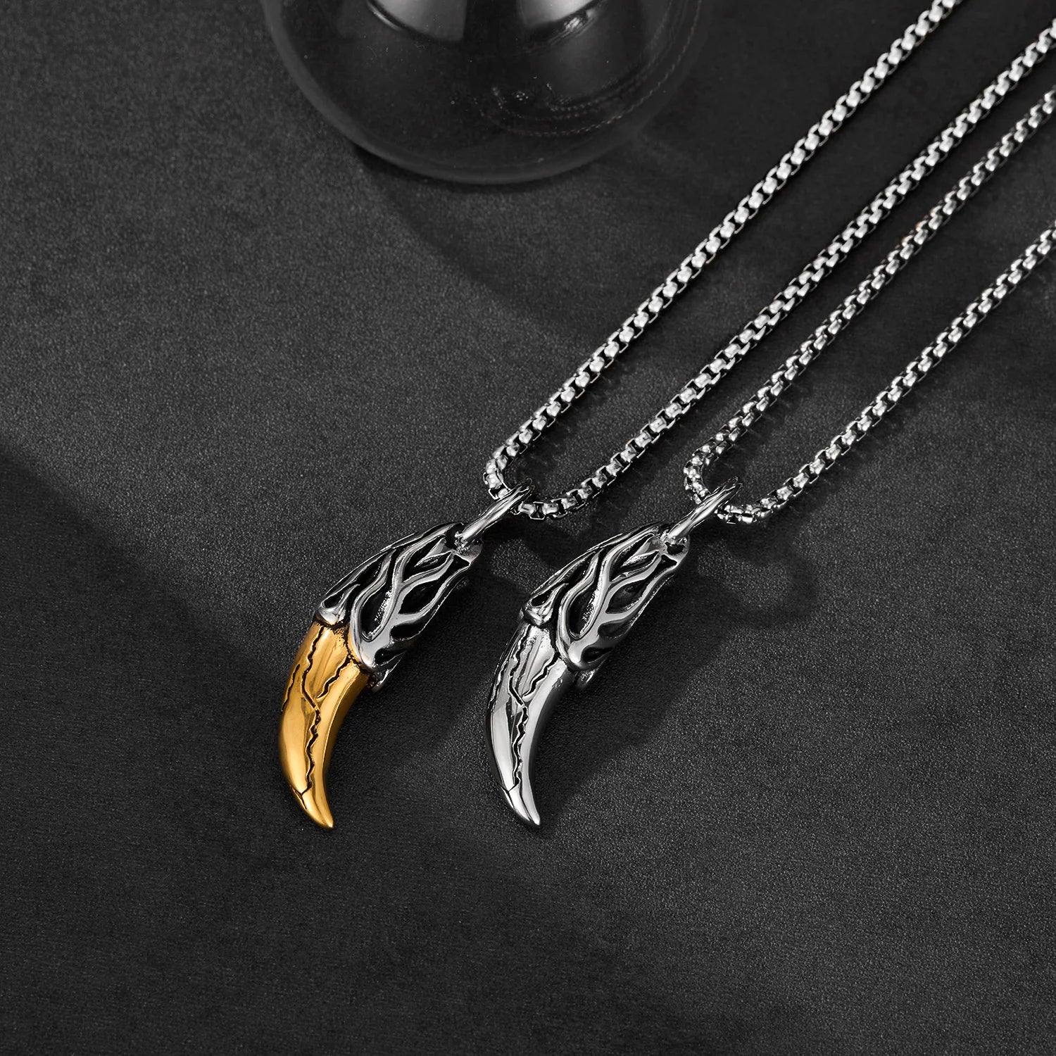Viking Stylish Hip Hop Street Totem Wolf Tooth Horn Necklace Vintage Tusk Pendant Stainless Steel Street Domineering Jewelry