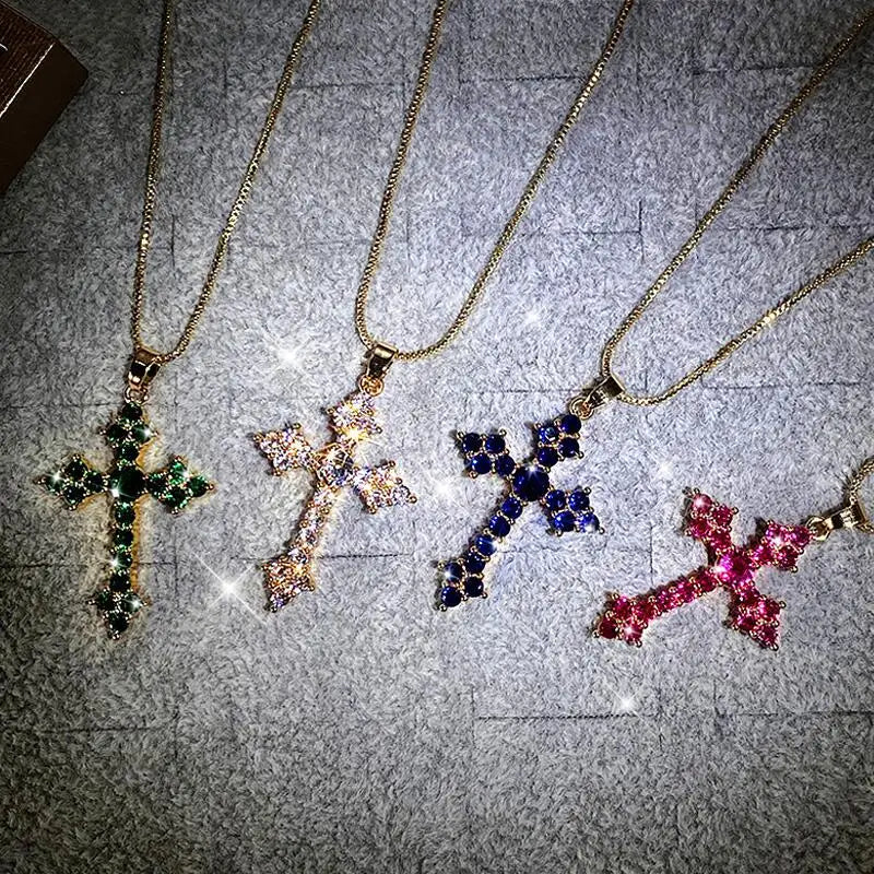 Europe Hot Selling Emerald Cross Necklace Fashion Rhinestone Zircon CZ Cross Pendant Necklace for Women Men