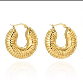 Hollow Out Chunky Hoop Earring 18K Gold Plated Stainless Steel Jewelry Water Proof Gold Hoop Earrings