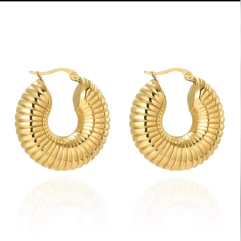 Hollow Out Chunky Hoop Earring 18K Gold Plated Stainless Steel Jewelry Water Proof Gold Hoop Earrings