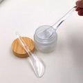 Hot Selling Beauty Skincare White Color Plastic Facial Cream Scoop Spatula Cosmetic Spoon