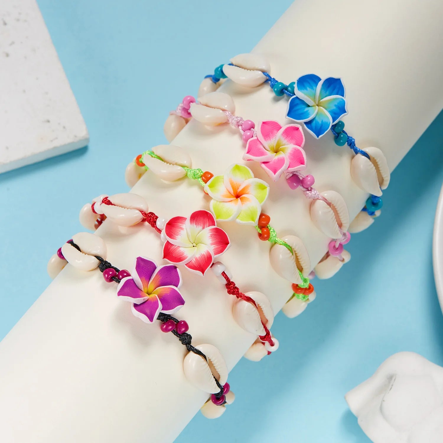Fashion Handmade Wax Cord Woven Frangipani Plumeria Flower Bracelet for Women New Design Sea Puka Shell Braided Bracelet