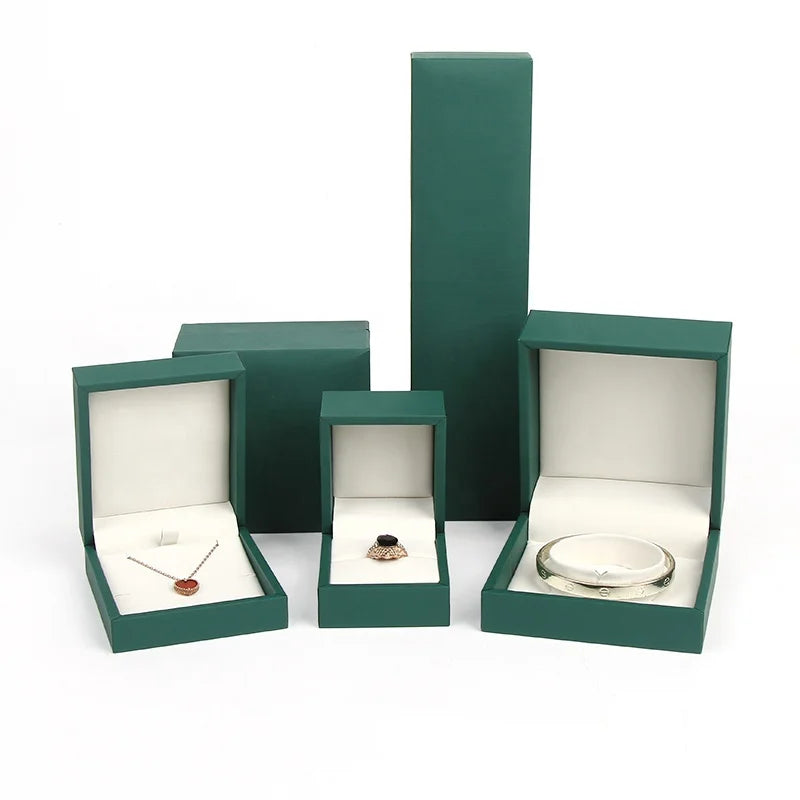 Factory Wholesale Jewelry Velvet Box High Quality Jewelry Packaging Box Green Microfiber Necklace Organizer Gift Box