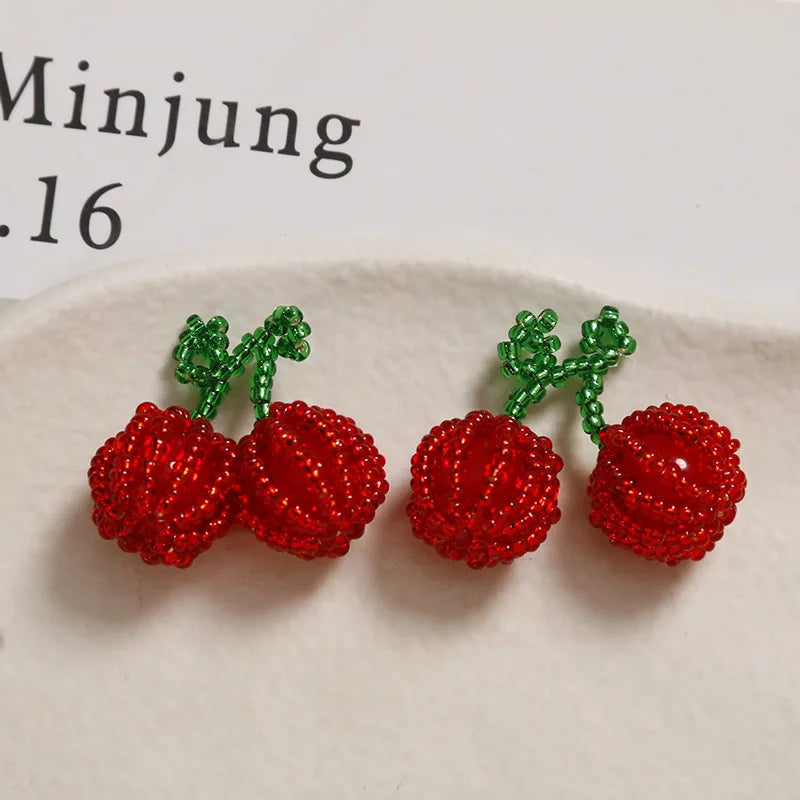 Simple 26*27mm Seed Beads Crystal Beaded Dangle Handmade Red Fruit Green Leaf Cherry Pendant for DIY Earring Jewelry Accessories
