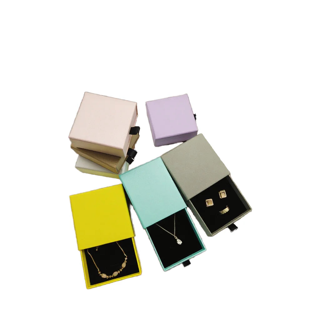 Low MOQ Custom High-End Cardboard Rigid Jewelry Boxes Sponge Lined Magnetic Closure Biodegradable 1mm-2mm Matt Lamination for
