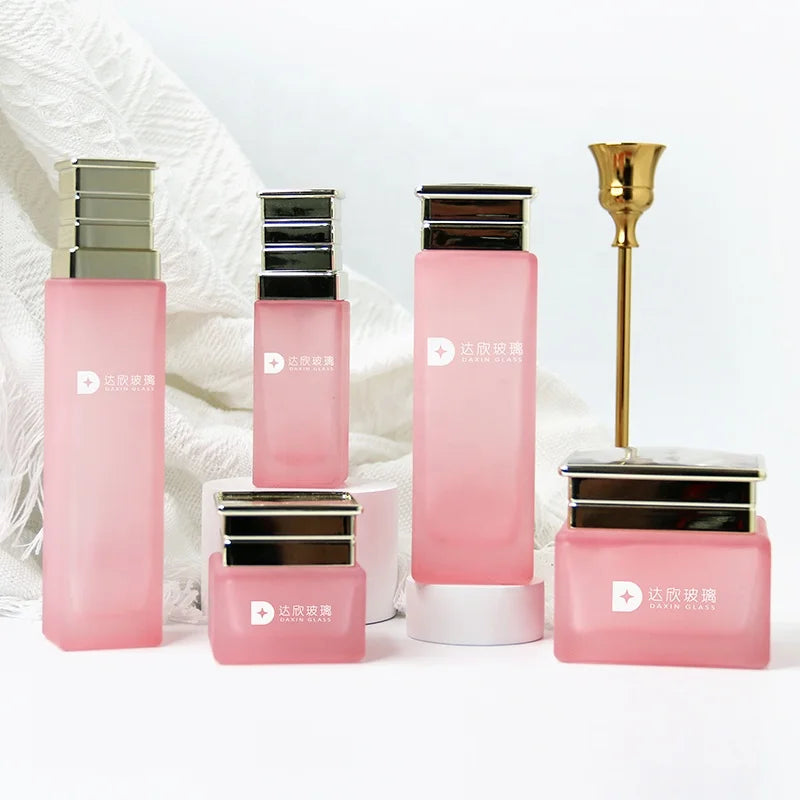50g 150g 40ml 90ml 130ml Luxury Empty Pink Cosmetics Glass Packaging Bottle Sets Cream Jar and Pump Spray Bottle Skin Care Set