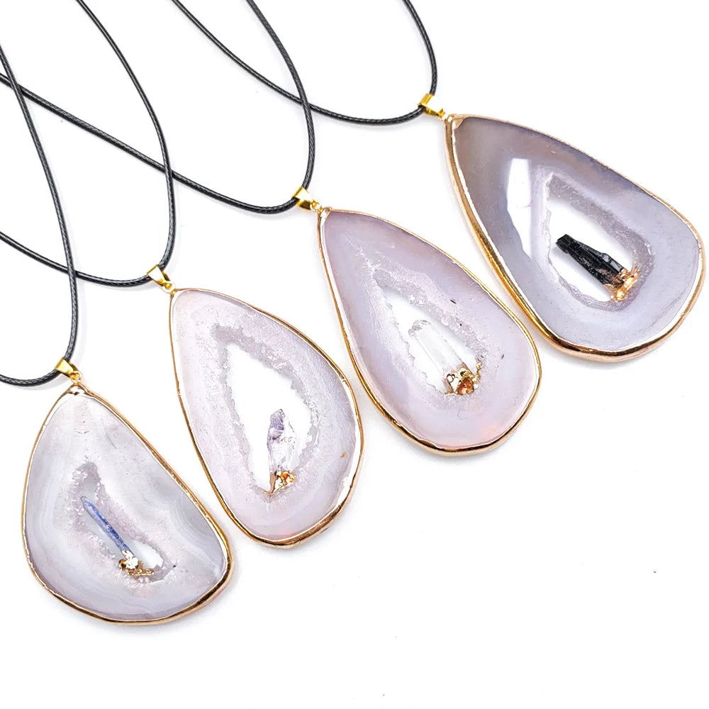 Hongzhuo Natural Stone Grey Color Geode Agate Slice Druzy Pendant Wholesale with Amethyst Raw Stone Jewelry