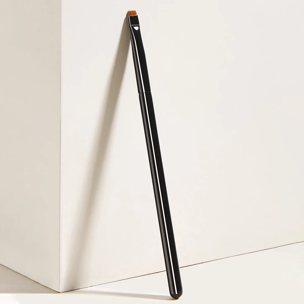 Vegan Makeup Brushes Eyebrow Eyeliner Brush Private Label Synthetic Single Flat Top Liquid Concealer Brush