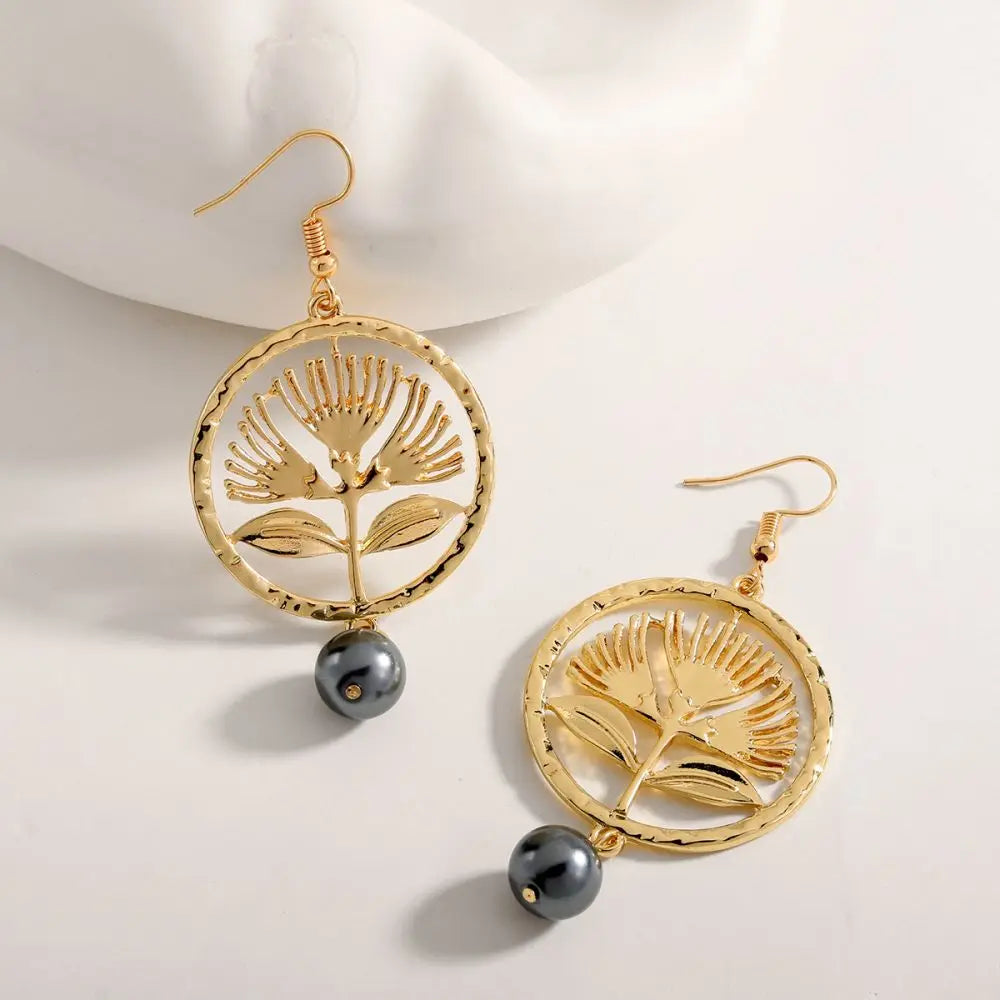 2023 Latest Gold Plating Hawaiian the LEHUA Floral Design Round Pendant Earrings Tree Shell Pearl Earring Jewelry for Women
