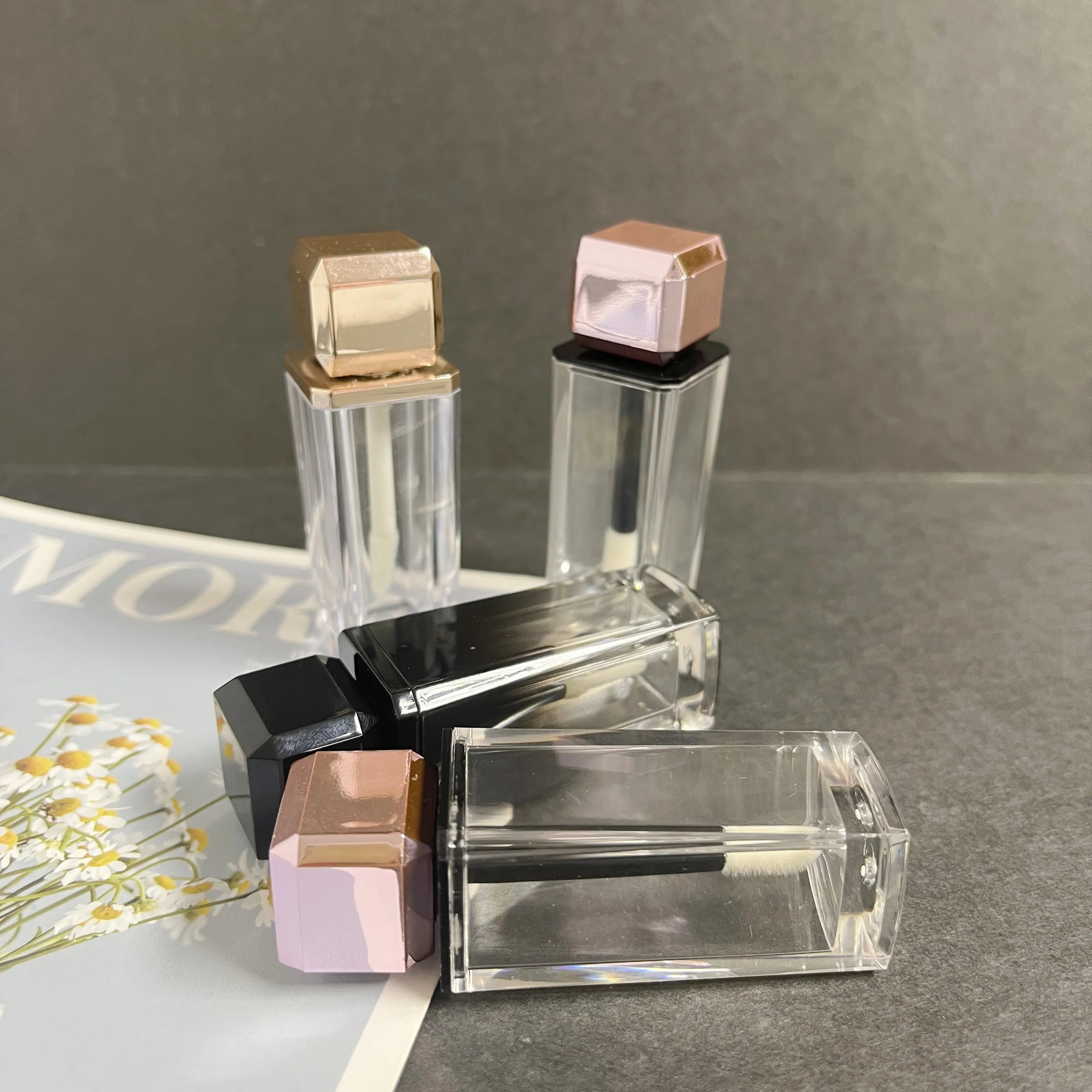 New Hot Style Premium Lip Glaze Gloss Bottle Rose Gold Lip 5ml Gloss Tube Liquid Lipstick Packaging  Square-shaped
