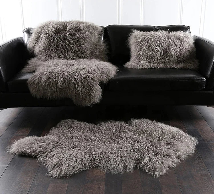 Real Tibet Lamb Fur Rug Natural White Mongolian Sheepskin Fur Carpet Hide Pelt Curly Sheepskin Fur Cushion